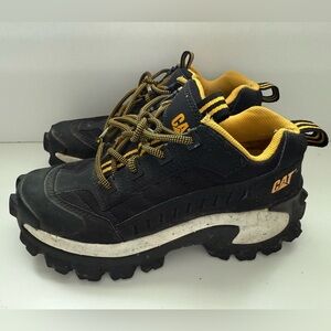 Cat Intruder Walking Athletic Trainers Sneakers - Size: Mens 5W Women 6.5W